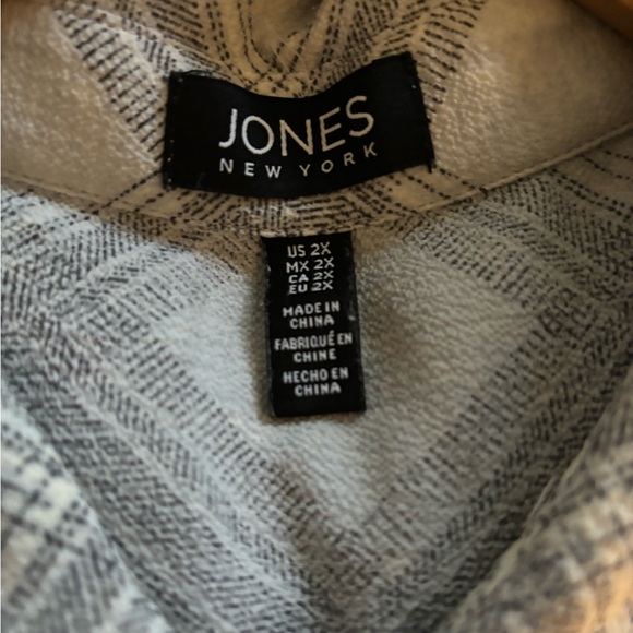 Jones New York Oversized Blouse - Picture 3 of 4